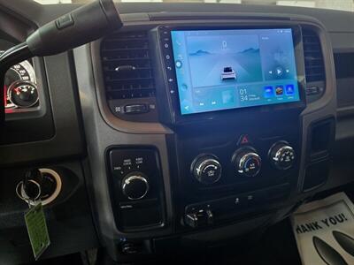 2013 RAM 1500 Express-QUAD CAB-4X4-HEMI   - Photo 21 - Hamilton, OH 45015