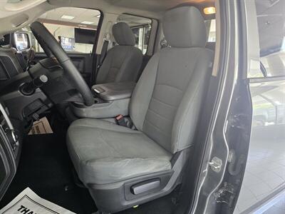2013 RAM 1500 Express-QUAD CAB-4X4-HEMI   - Photo 9 - Hamilton, OH 45015