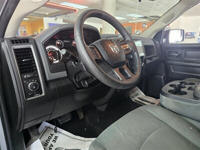 2013 RAM 1500 Express-QUAD CAB-4X4-HEMI   - Photo 23 - Hamilton, OH 45015