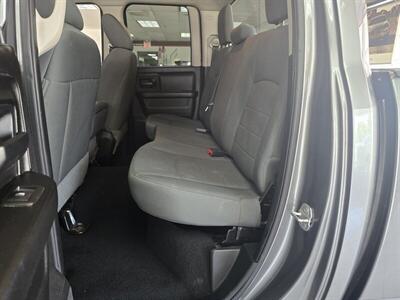 2013 RAM 1500 Express-QUAD CAB-4X4-HEMI   - Photo 11 - Hamilton, OH 45015