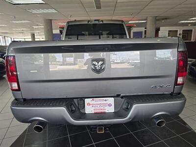 2013 RAM 1500 Express-QUAD CAB-4X4-HEMI   - Photo 6 - Hamilton, OH 45015