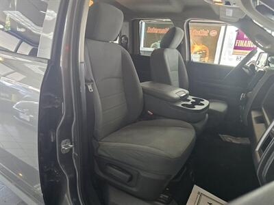 2013 RAM 1500 Express-QUAD CAB-4X4-HEMI   - Photo 14 - Hamilton, OH 45015