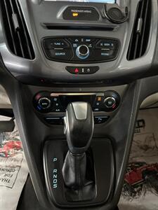 2015 Ford Transit Connect Titanium 4DR MINI-VAN   - Photo 16 - Hamilton, OH 45015
