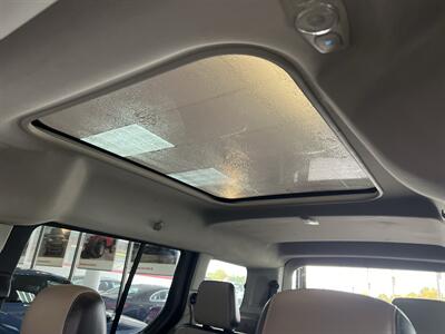 2015 Ford Transit Connect Titanium 4DR MINI-VAN   - Photo 18 - Hamilton, OH 45015