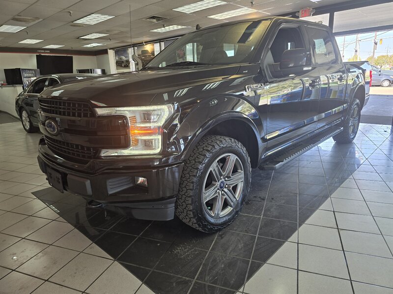 2020 Ford F-150 Lariat 4DR SUPER CREW 4X4/FX4   - Photo 1 - Hamilton, OH 45015