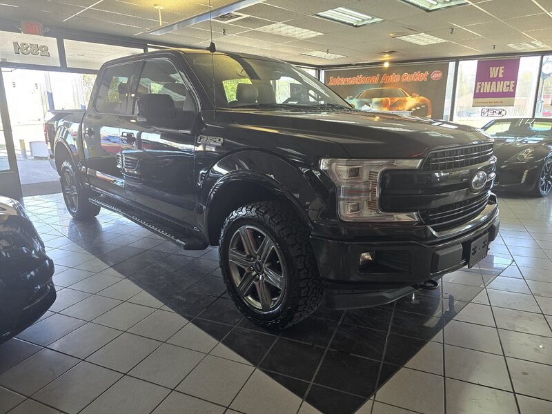2020 Ford F-150 Lariat 4DR SUPER CREW 4X4/FX4 - Photo 5 - Hamilton, OH 45015