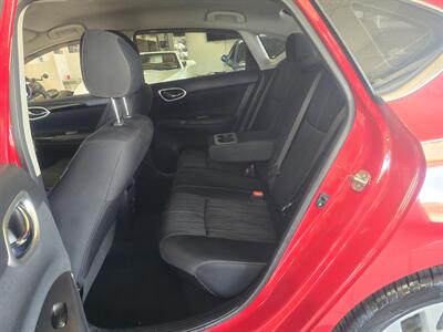 2018 Nissan Sentra SV 4DR SEDAN   - Photo 11 - Hamilton, OH 45015