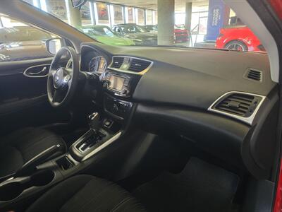 2018 Nissan Sentra SV 4DR SEDAN   - Photo 13 - Hamilton, OH 45015