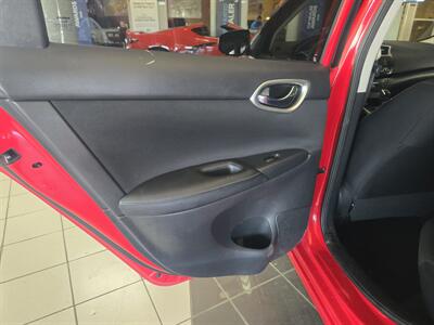 2018 Nissan Sentra SV 4DR SEDAN   - Photo 10 - Hamilton, OH 45015