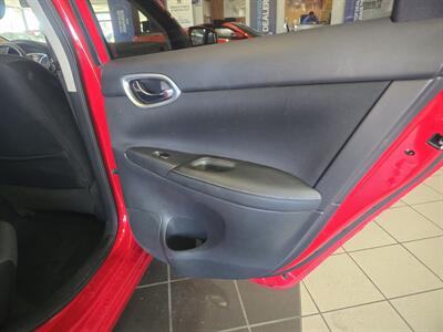 2018 Nissan Sentra SV 4DR SEDAN   - Photo 15 - Hamilton, OH 45015