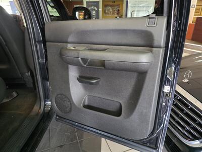 2008 GMC Sierra 1500 Work Truck CREW CAB - Photo 16 - Hamilton, OH 45015