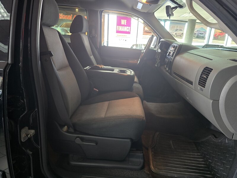 2008 GMC Sierra 1500 Work Truck CREW CAB - Photo 15 - Hamilton, OH 45015
