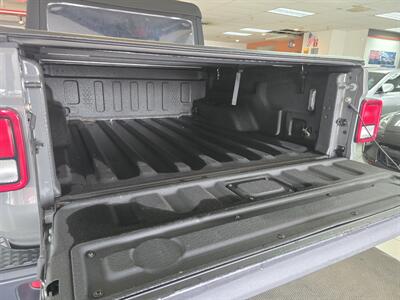 2020 Jeep Gladiator Sport CREW PICKUP 4X4   - Photo 29 - Hamilton, OH 45015