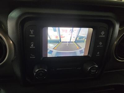 2020 Jeep Gladiator Sport CREW PICKUP 4X4   - Photo 25 - Hamilton, OH 45015