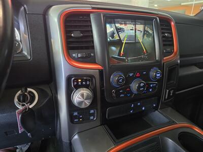2017 RAM 1500 Sport 4DR CREW CAB 4X4/V8   - Photo 22 - Hamilton, OH 45015