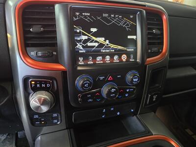 2017 RAM 1500 Sport 4DR CREW CAB 4X4/V8   - Photo 25 - Hamilton, OH 45015