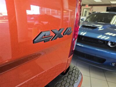 2017 RAM 1500 Sport 4DR CREW CAB 4X4/V8   - Photo 30 - Hamilton, OH 45015