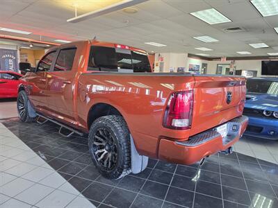 2017 RAM 1500 Sport 4DR CREW CAB 4X4/V8   - Photo 6 - Hamilton, OH 45015