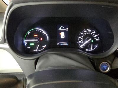 2024 Toyota Sienna XLE 8-Passenger 4DR MINI-VAN   - Photo 31 - Hamilton, OH 45015