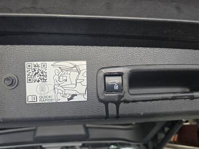 2024 Toyota Sienna XLE 8-Passenger 4DR MINI-VAN   - Photo 41 - Hamilton, OH 45015