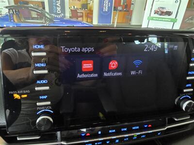 2024 Toyota Sienna XLE 8-Passenger 4DR MINI-VAN   - Photo 35 - Hamilton, OH 45015
