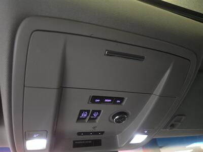 2017 GMC Yukon XL Denali 4DR SUV AWD/V8   - Photo 33 - Hamilton, OH 45015