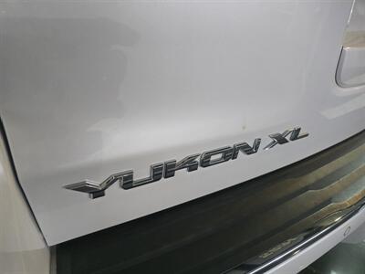 2017 GMC Yukon XL Denali 4DR SUV AWD/V8   - Photo 41 - Hamilton, OH 45015