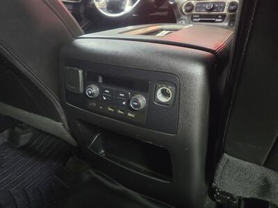 2017 GMC Yukon XL Denali 4DR SUV AWD/V8   - Photo 21 - Hamilton, OH 45015