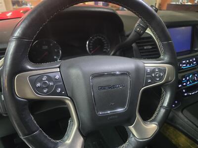 2017 GMC Yukon XL Denali 4DR SUV AWD/V8   - Photo 25 - Hamilton, OH 45015