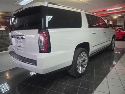 2017 GMC Yukon XL Denali 4DR SUV AWD/V8   - Photo 4 - Hamilton, OH 45015