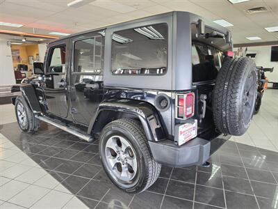 2016 Jeep Wrangler Unlimited Sahara 4DR SUV 4X4   - Photo 7 - Hamilton, OH 45015