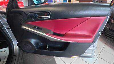 2015 Lexus IS F Sport 4DR SEDAN - Photo 31 - Hamilton, OH 45015