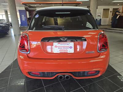 2019 MINI Hardtop 2 Door Cooper S 2DR HATCHBACK   - Photo 5 - Hamilton, OH 45015