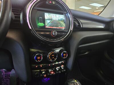 2019 MINI Hardtop 2 Door Cooper S 2DR HATCHBACK   - Photo 21 - Hamilton, OH 45015