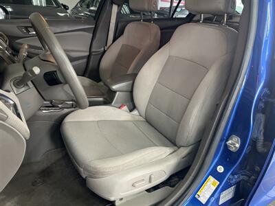 2018 Chevrolet Cruze LT Auto 4DR SEDAN   - Photo 10 - Hamilton, OH 45015