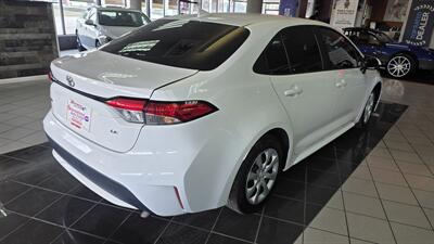 2022 Toyota Corolla LE 4DR SEDAN - Photo 6 - Hamilton, OH 45015