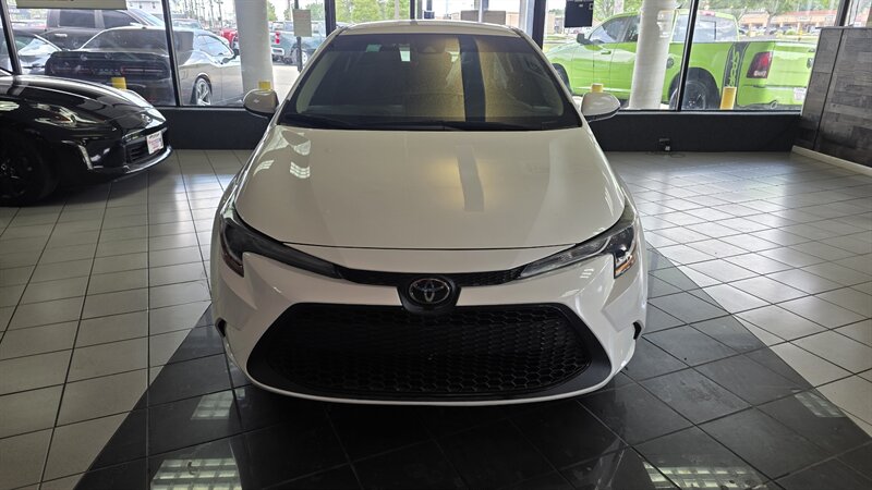 2022 Toyota Corolla LE 4DR SEDAN - Photo 3 - Hamilton, OH 45015