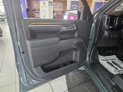 2025 Chevrolet Silverado 1500 LT-CREW CAB-4X4/w1LT   - Photo 7 - Hamilton, OH 45015