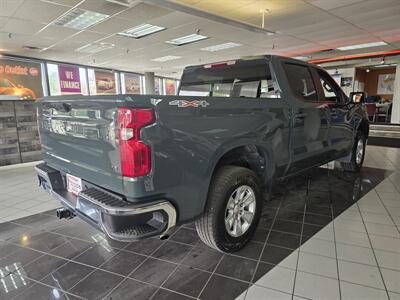 2025 Chevrolet Silverado 1500 LT-CREW CAB-4X4/w1LT   - Photo 4 - Hamilton, OH 45015