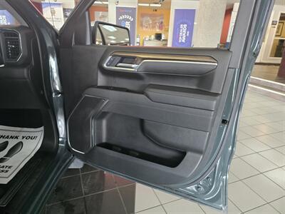 2025 Chevrolet Silverado 1500 LT-CREW CAB-4X4/w1LT   - Photo 12 - Hamilton, OH 45015