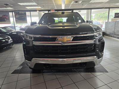 2025 Chevrolet Silverado 1500 LT-CREW CAB-4X4/w1LT   - Photo 2 - Hamilton, OH 45015