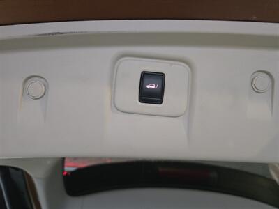 2017 Nissan Murano Platinum 4DR SUV AWD   - Photo 31 - Hamilton, OH 45015