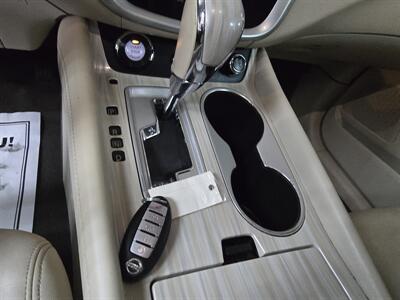 2017 Nissan Murano Platinum 4DR SUV AWD   - Photo 24 - Hamilton, OH 45015