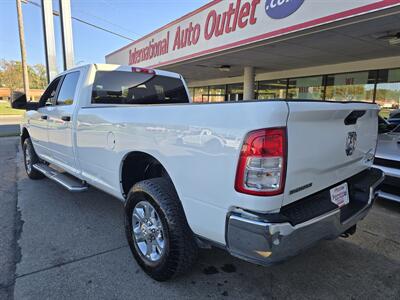 2024 RAM 3500 Big Horn   - Photo 5 - Hamilton, OH 45015