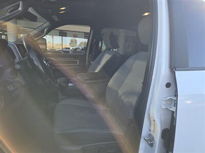 2024 RAM 3500 Big Horn   - Photo 8 - Hamilton, OH 45015