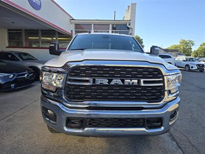 2024 RAM 3500 Big Horn   - Photo 2 - Hamilton, OH 45015