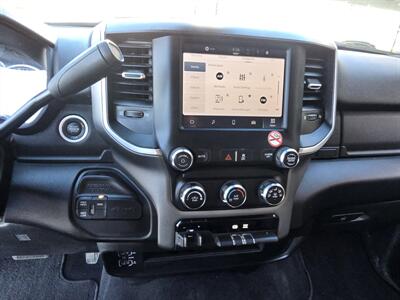 2024 RAM 3500 Big Horn   - Photo 24 - Hamilton, OH 45015