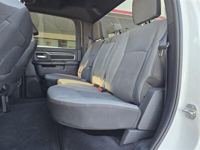 2024 RAM 3500 Big Horn   - Photo 10 - Hamilton, OH 45015