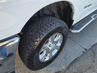 2024 RAM 3500 Big Horn   - Photo 27 - Hamilton, OH 45015