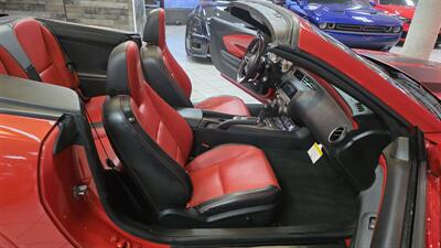 2011 Chevrolet Camaro SS 2DR CONVERTIBLE/V8 - Photo 19 - Hamilton, OH 45015